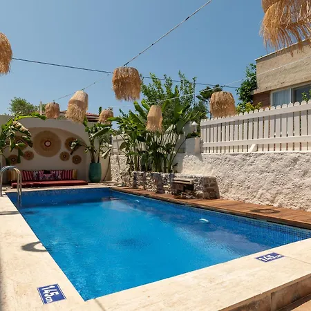 Cerenity Alacati Cesme