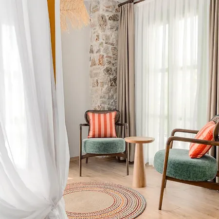 Cerenity Alaçatı * Çeşme
