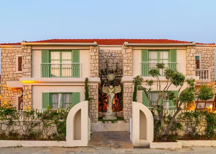 מלון Cerenity Alacati *