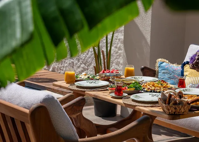 Cerenity Alacati מלון Çeşme